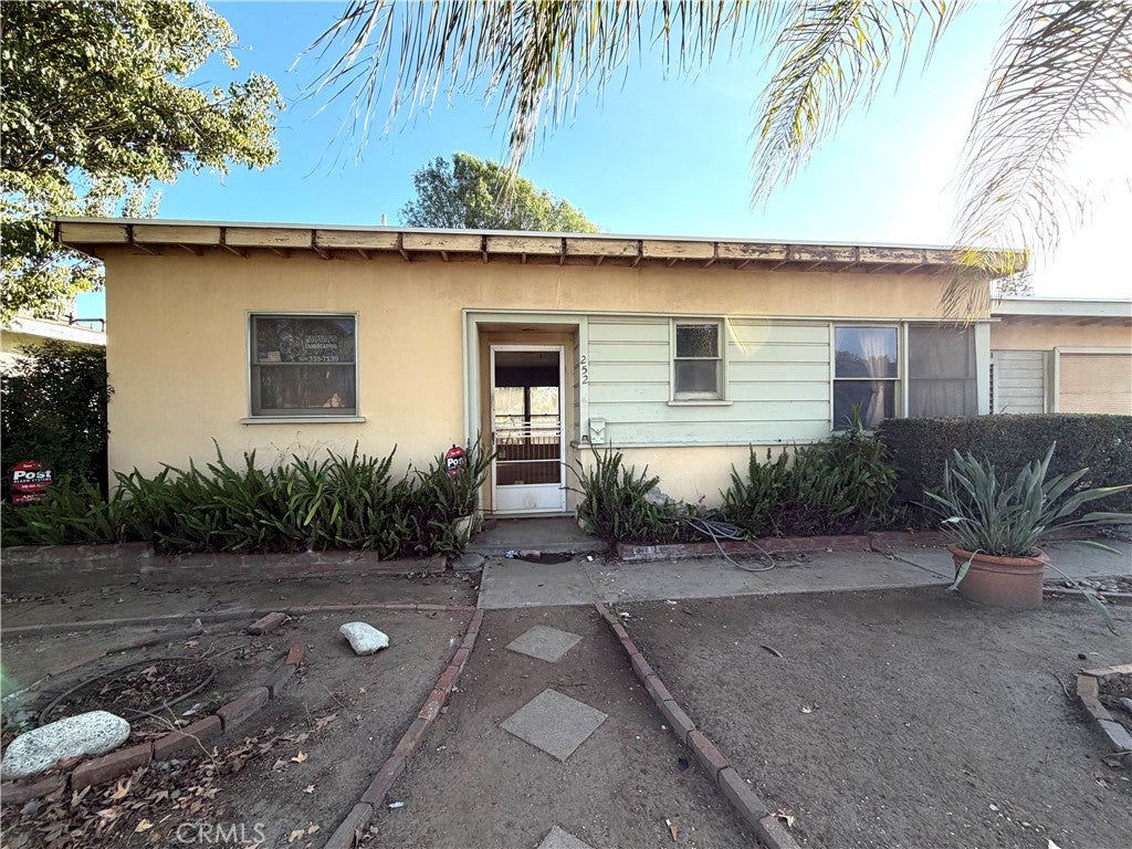 252 E Camino Real