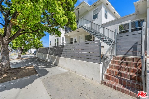 Tiny photo for 1805 7th Street #3, Santa Monica, CA 90401 (MLS # 26867377)