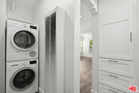 Tiny photo for 1805 7th Street #3, Santa Monica, CA 90401 (MLS # 26867377)