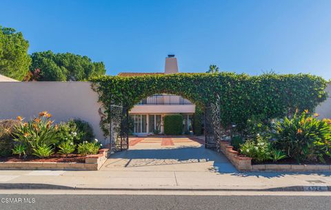 Photo of 4524 Greengate Court, Westlake Village, CA 91361 (MLS # 225005939)