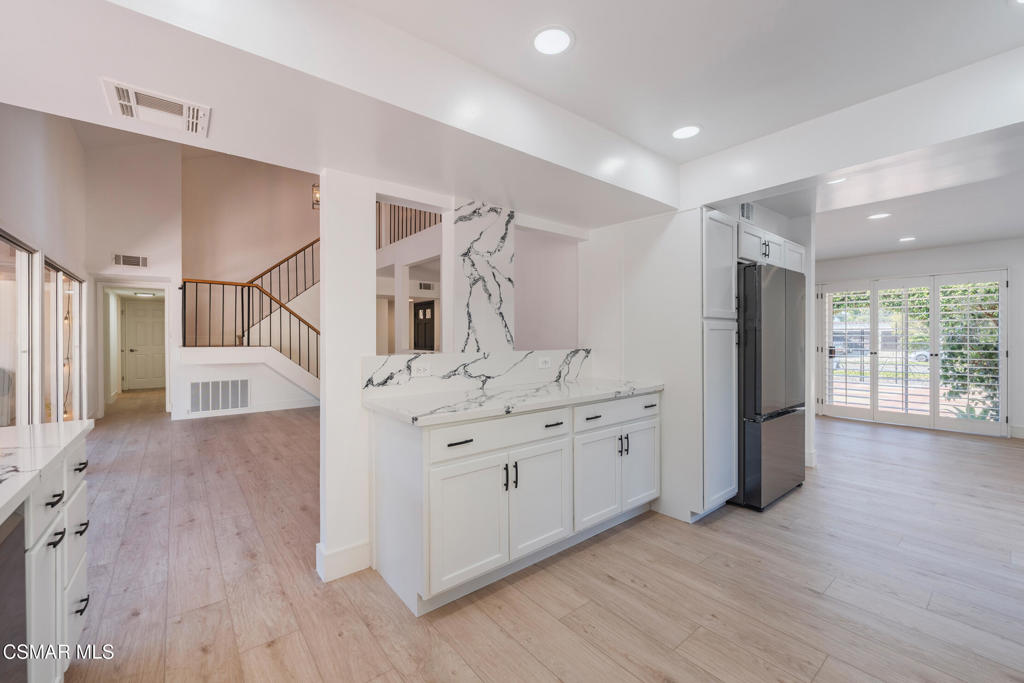 First Neighborhood/Custom-705 - 705 - Residential