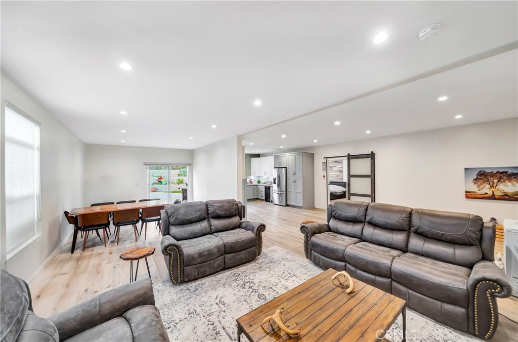 Agoura Park (802) - Residential