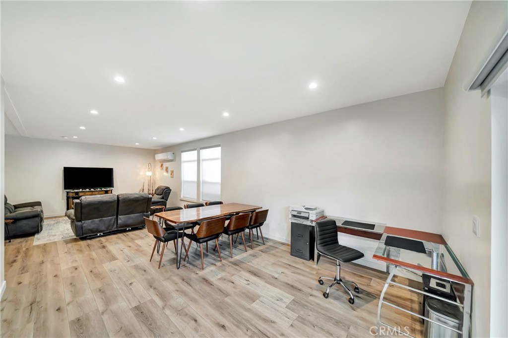 Agoura Park (802) - Residential