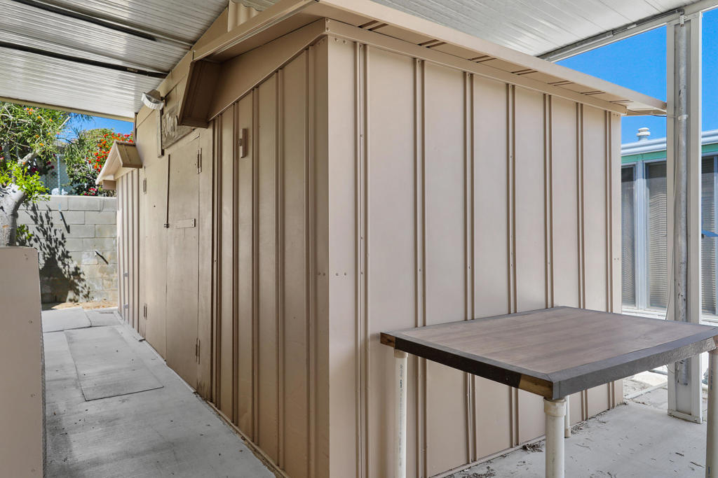 Indian Springs Mobil - Manufactured In Park