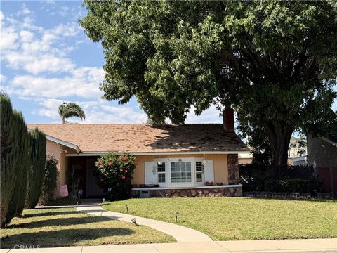 Photo of 1529 E Hazeltine, Ontario, CA 91761 (MLS # CV26095703)