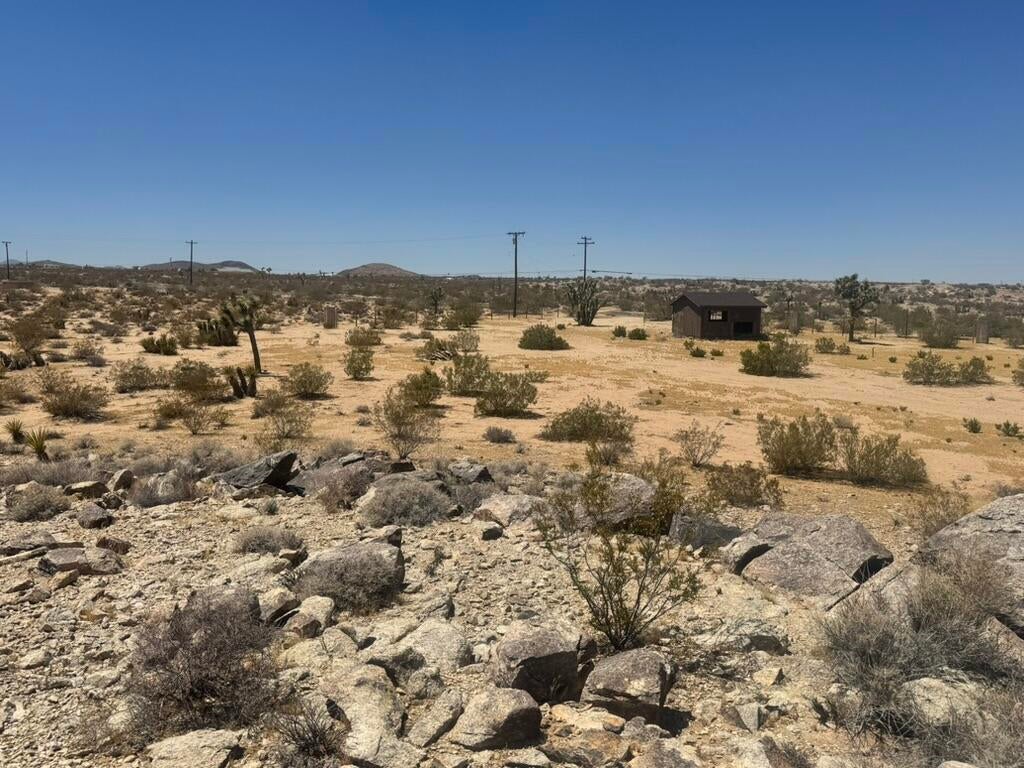 62157 Aberdeen Drive
