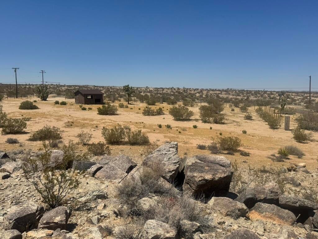 62157 Aberdeen Drive