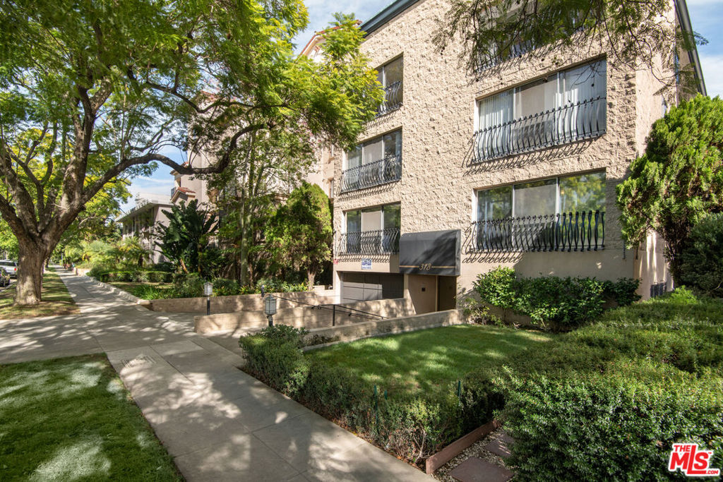 Century Park Realty Inc. is proud to present 318 N Oakhurst Drive, a prime 7-unit, 4 story, multifamily investment opportunity situated in the most desirable multifamily pocket of Beverly Hills and Listed at just $431 PER SQUARE FOOT! Totaling 13,470 square feet on approximately 7,500 square feet of land zoned BHR4 and LAR4. The entire top floor features a luxurious single story Penthouse, with direct elevator access spanning +/- 5,300 square feet. The PH floor underwent a $660K renovation under the supervision of an ASID designer, making it one of the largest single-floor luxury penthouse apartments in Beverly Hills. The other six (6) units are all well apportioned 2 bed and 2 bath units. The property is currently 100% leased, providing robust cash flow to an investor, while also presenting a value-add component for future enhancements. The building is separately metered for electricity and features a central water meter. The property has unique zoning in that it sits between Beverly Hills and Los Angeles. As such, permits for renovations can be obtained in either city while the property benefits from all the Beverly Hills city services, like K-12 schools, Police and Fire Departments. Rarely do such well-maintained secured access buildings become available in this submarket. This is only the second time 318 N Oakhurst Drive is available for purchase since its construction in 1969.This generational legacy asset is ideally positioned just north of Burton Way and west of Doheny, only one block from the Four Seasons and of a mile from the Beverly Hills City Hall, Police Department and renowned dining on Canon Drive and shopping along Beverly and Rodeo Drives. Melrose/Robertson, Cedars Sinai Medical Center, and the Beverly Center are just a half mile away.