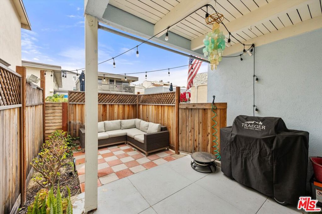 211 Cypress Street, Newport Beach CA 92661 - Photo 9