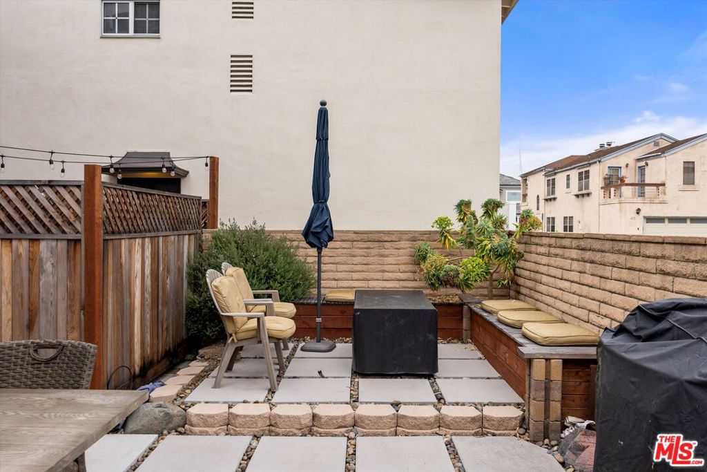 211 Cypress Street, Newport Beach CA 92661 - Photo 6