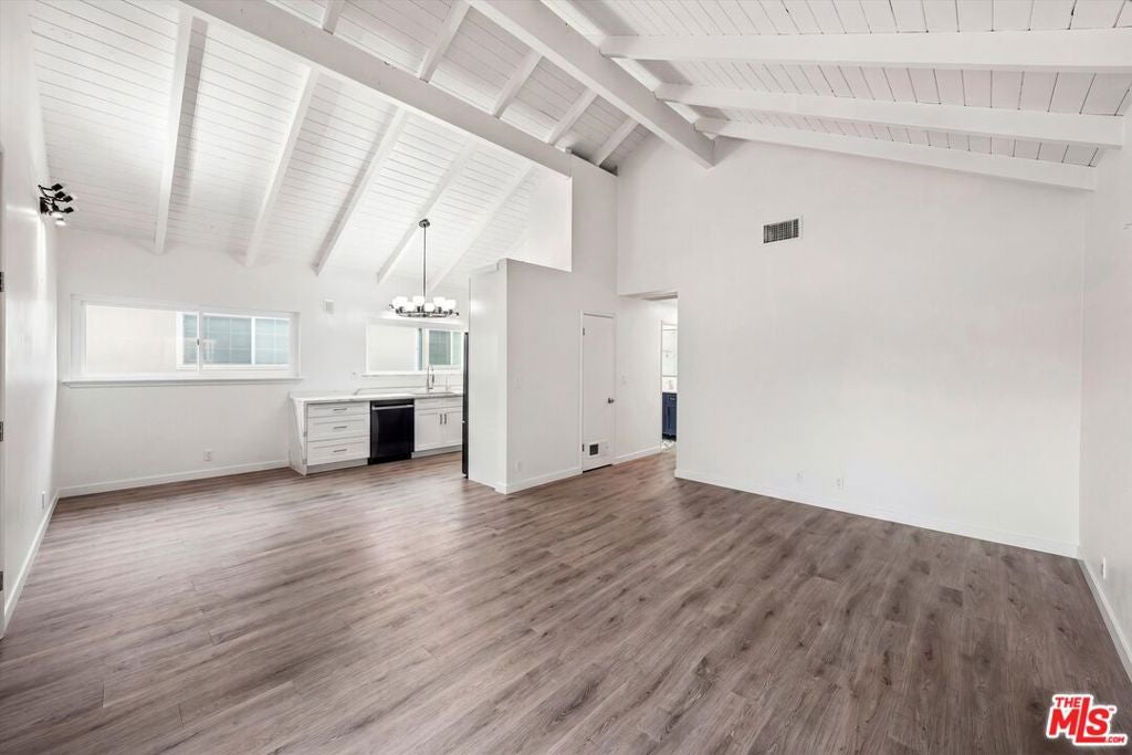 211 Cypress Street, Newport Beach CA 92661 - Photo 39