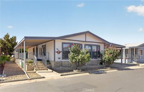 Photo of 1300 W Menlo Avenue #89, Hemet, CA 92543 (MLS # SW26086126)