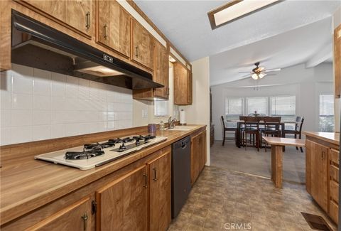 Tiny photo for 1300 W Menlo Avenue #89, Hemet, CA 92543 (MLS # SW26086126)