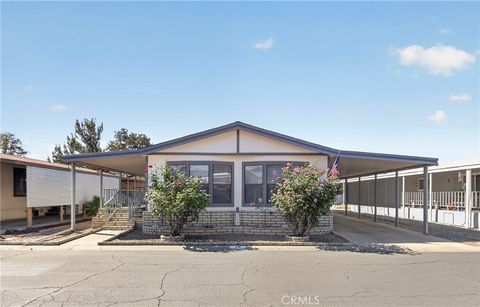 Tiny photo for 1300 W Menlo Avenue #89, Hemet, CA 92543 (MLS # SW26086126)