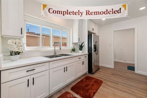 2816 W 84th Inglewood CA 90305