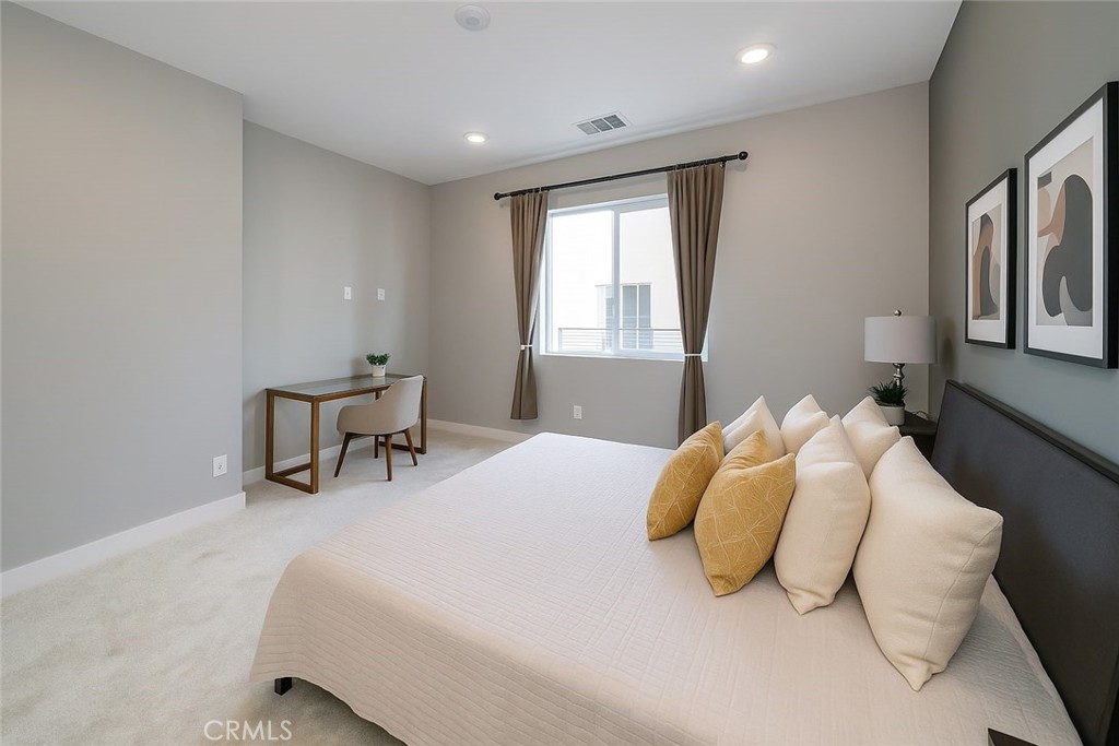 Solis Park - Residential