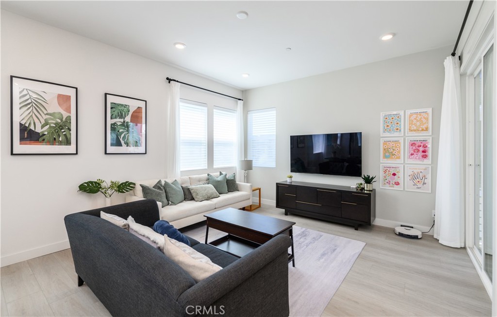 Solis Park - Residential
