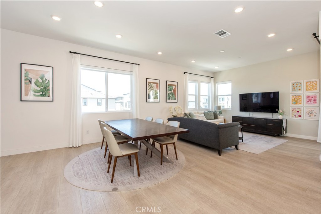 Solis Park - Residential