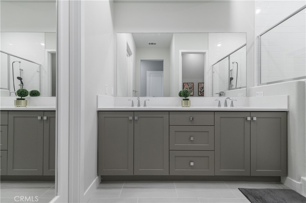 Solis Park - Residential