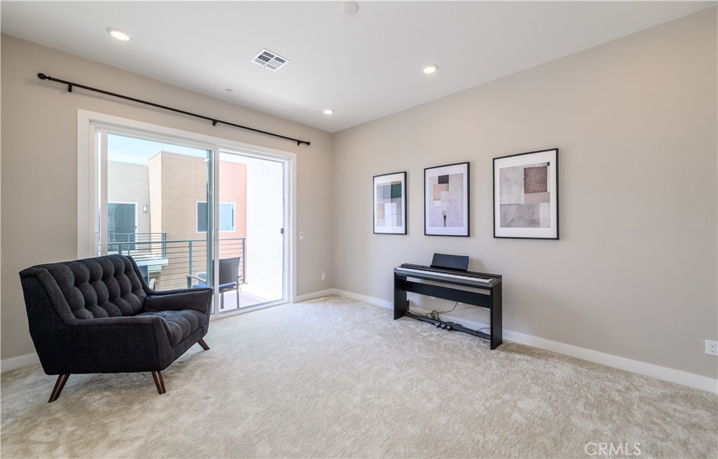 Solis Park - Residential
