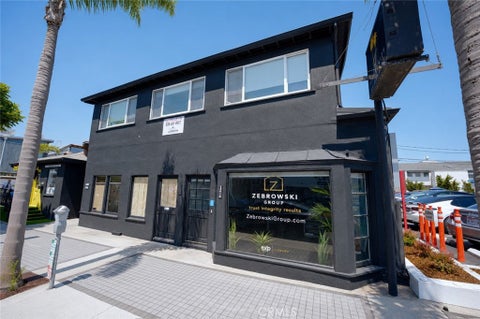 Photo of 1214 Highland AVE, Manhattan Beach, CA 90266 (MLS # SB26121316)