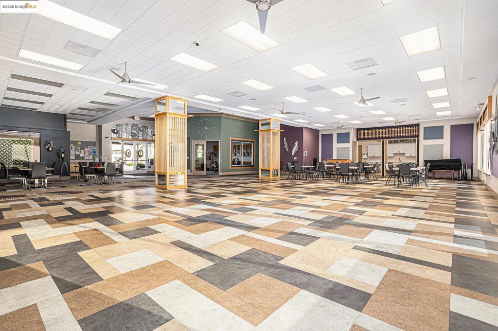 SUMMERSET 2 - Residential