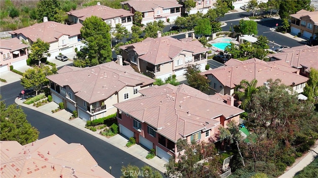 24212 Larkspur Court