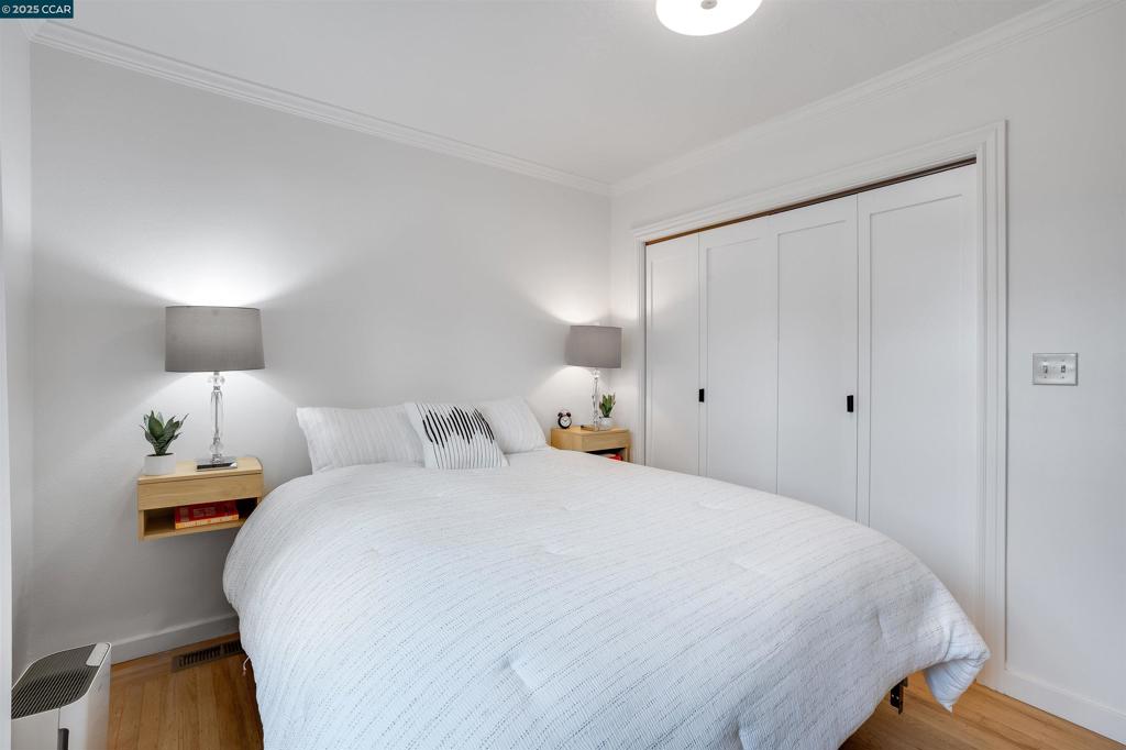 VISTA DE VALLEJO - Residential Income