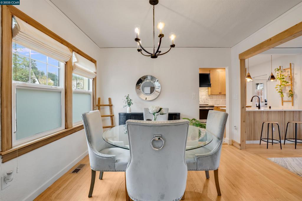 VISTA DE VALLEJO - Residential Income