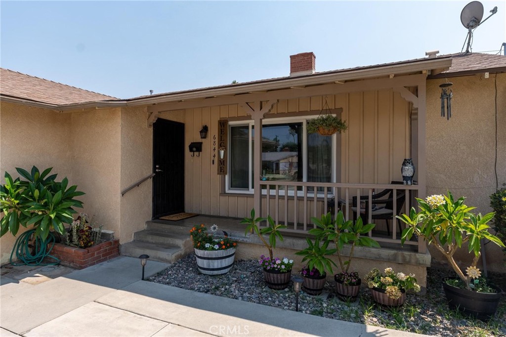 6844 Palomar Way