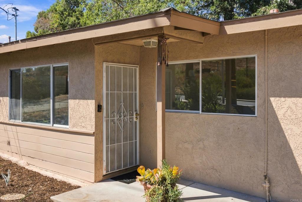 1213 S CITRUS
