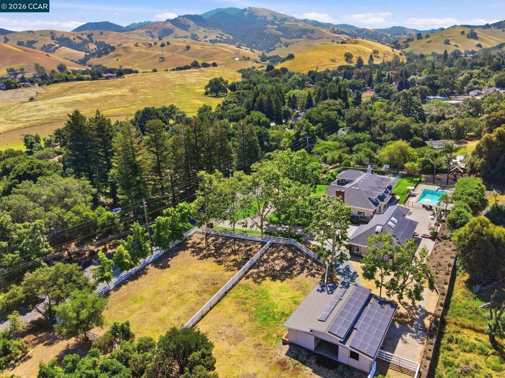 295 Pine Creek Rd