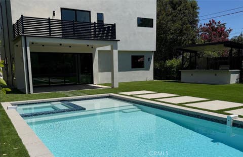 Photo of 22816 Erwin ST, Woodland Hills, CA 91367 (MLS # SR26148574)