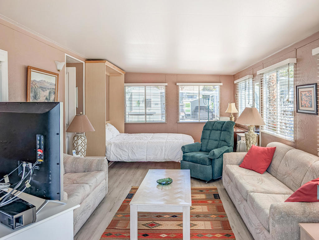 Not Applicable-1 - Manufactured In Park