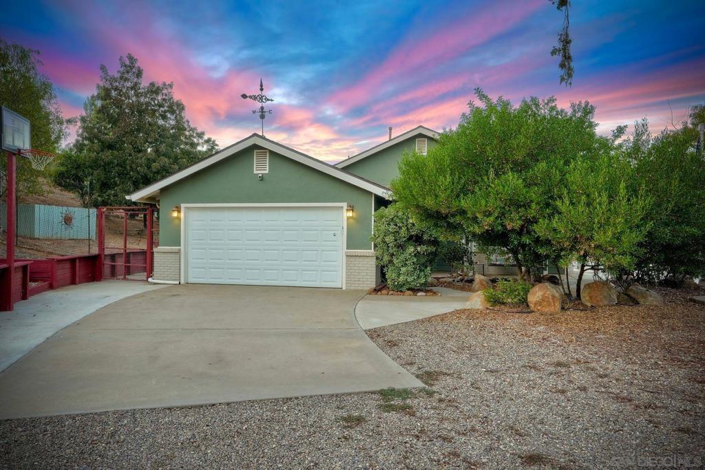 Ramona - Residential