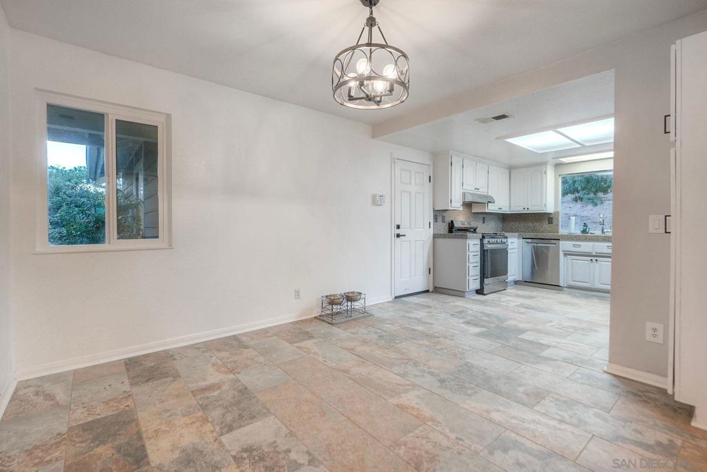 Ramona - Residential