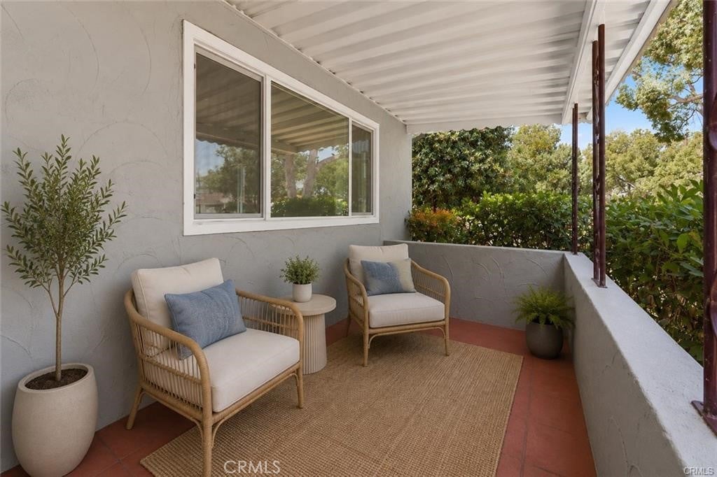 1230 Spazier Avenue