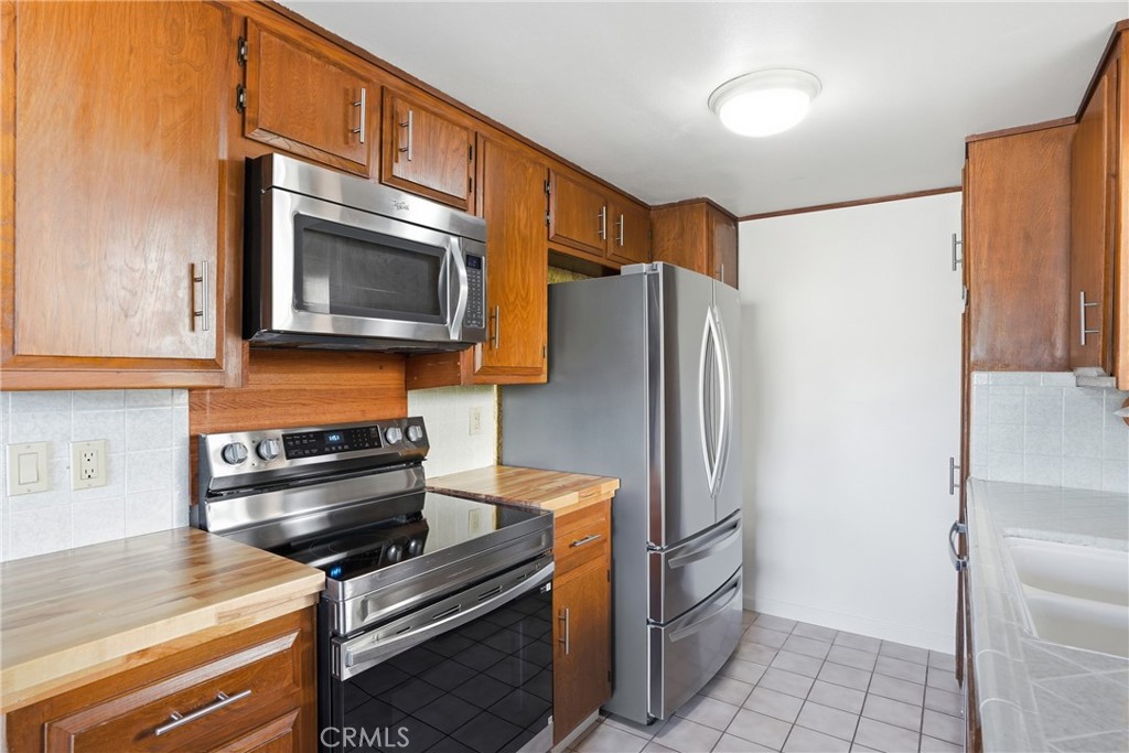 1750 Prefumo Canyon 22