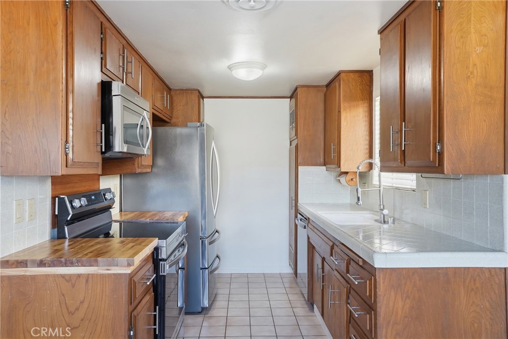 1750 Prefumo Canyon 22