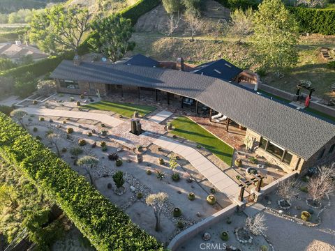 11159 Mcvine Sunland CA 91040