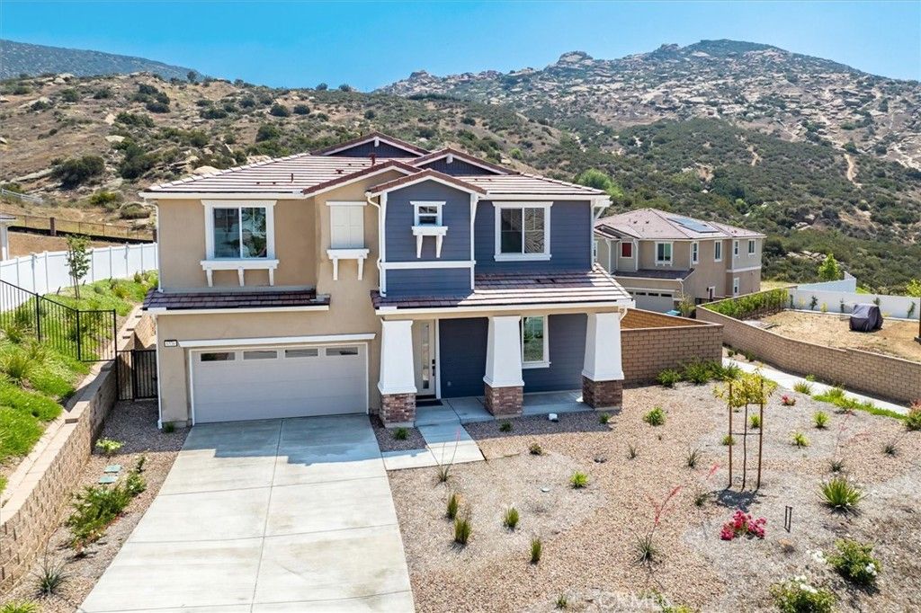 listing image 130723419182958732778