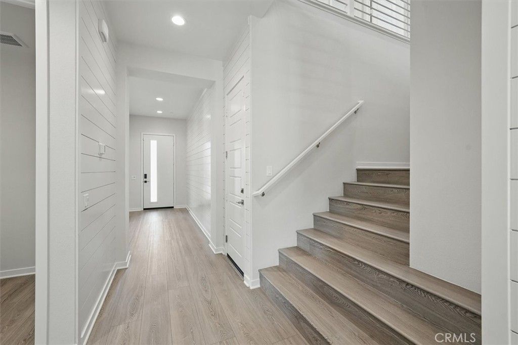 listing image 130723221482897177560