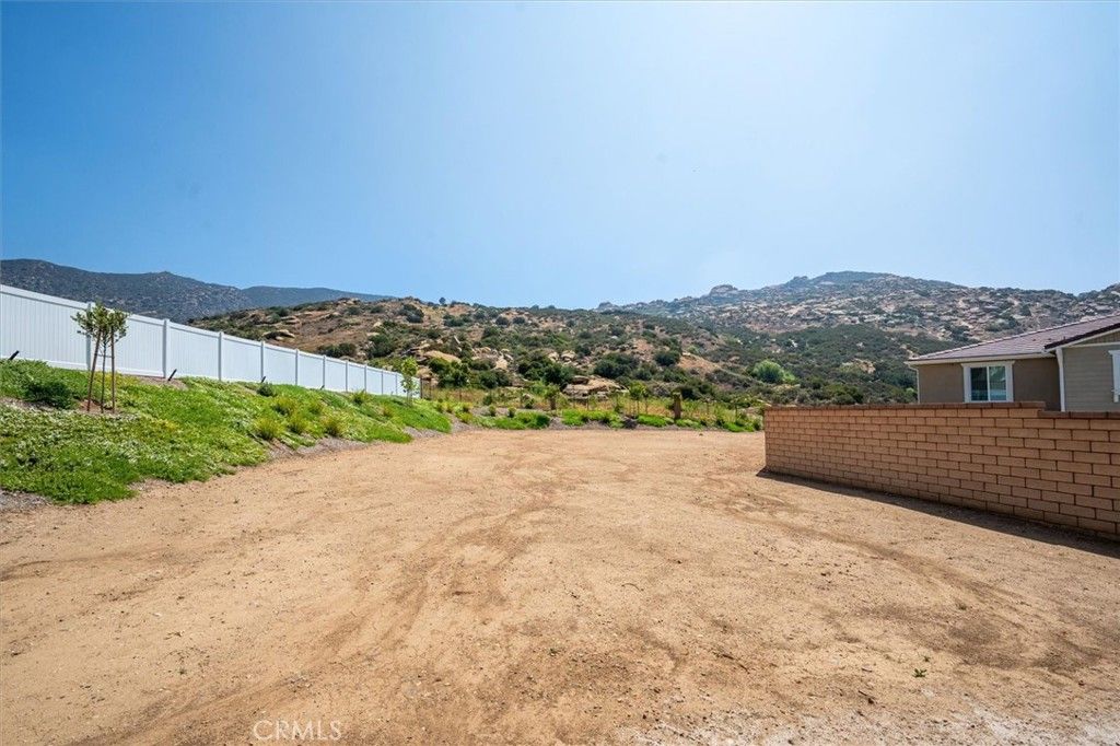 listing image 130728026454153863448