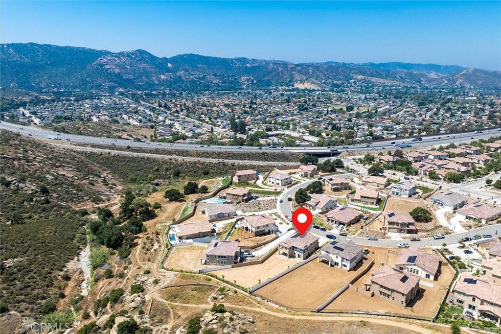 listing image 130722943751471316133