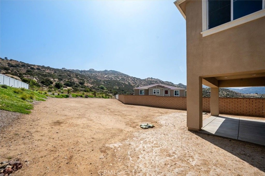 listing image 130726687201133672718