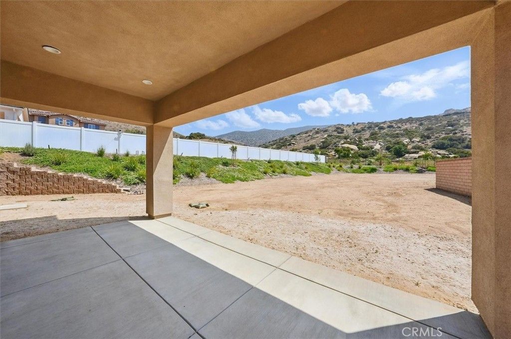 listing image 130723968534776856125