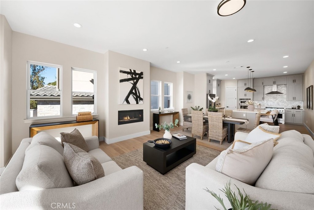 2732 Barcelona Street