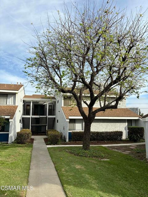 Photo of 5144 Longfellow Way, Oxnard, CA 93033 (MLS # 226000316)