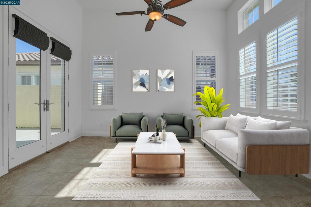 CREEKSIDE - Residential