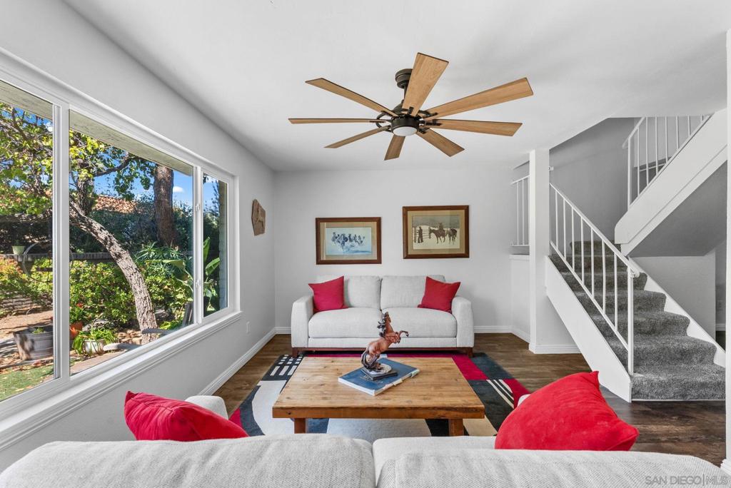 9401 Carlton Oaks Dr Unit E